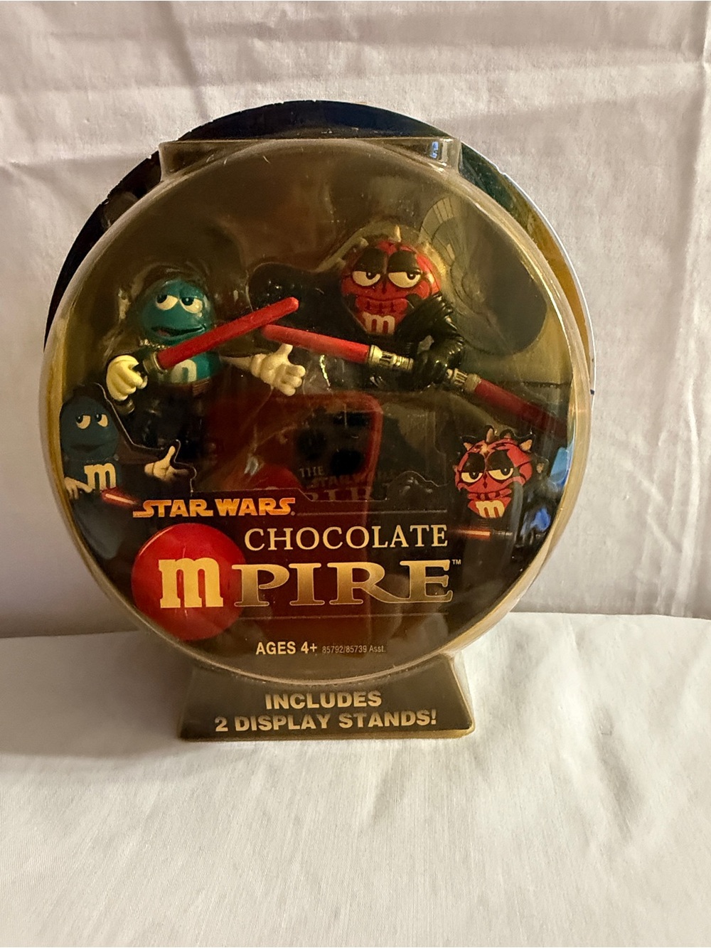 M&M'S Star Wars Chocolate mPire Figures - Red & Teal